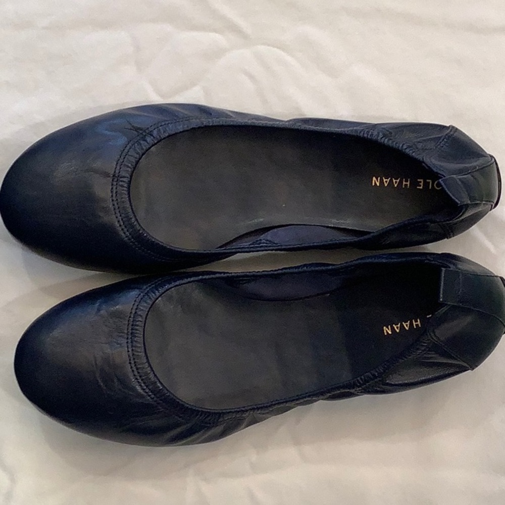 Cole Haan ballet flats. Size 9B.